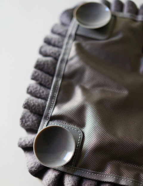 Messy Mutts - Square Forage/Snuffle Mat, 11"x 11"